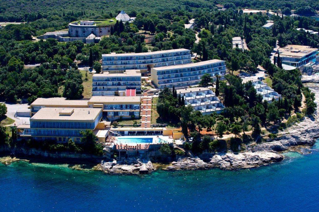 Splendid Resort Пула Екстериор снимка